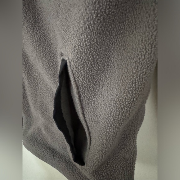 Carter’s Black and Gray Toddler Jacket - Picture 4 of 6